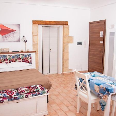 Villa Xenia - Il Vicoletto Delle Dee Syrakus Exterior foto